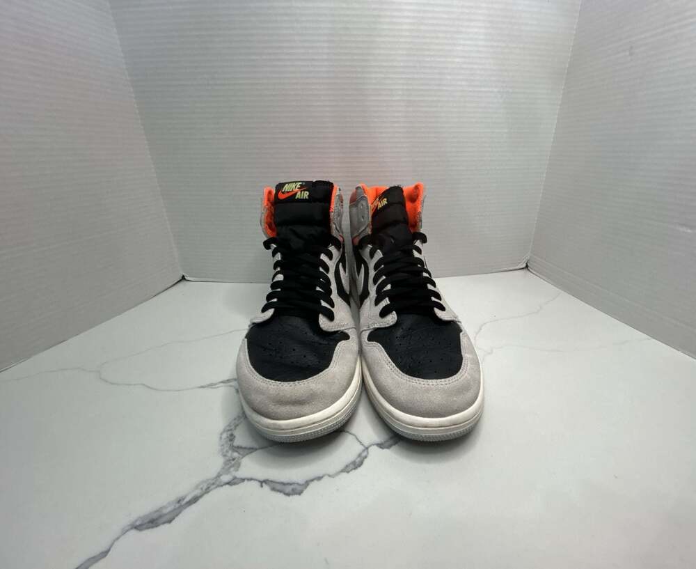 Nike Air Jordan 1 High OG Neutral Grey Hyper Crimson Size 13 - Picture 2 of 10